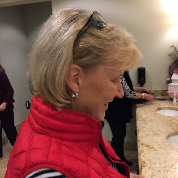 Meet your Posher, Susan - Picture 1 of 1